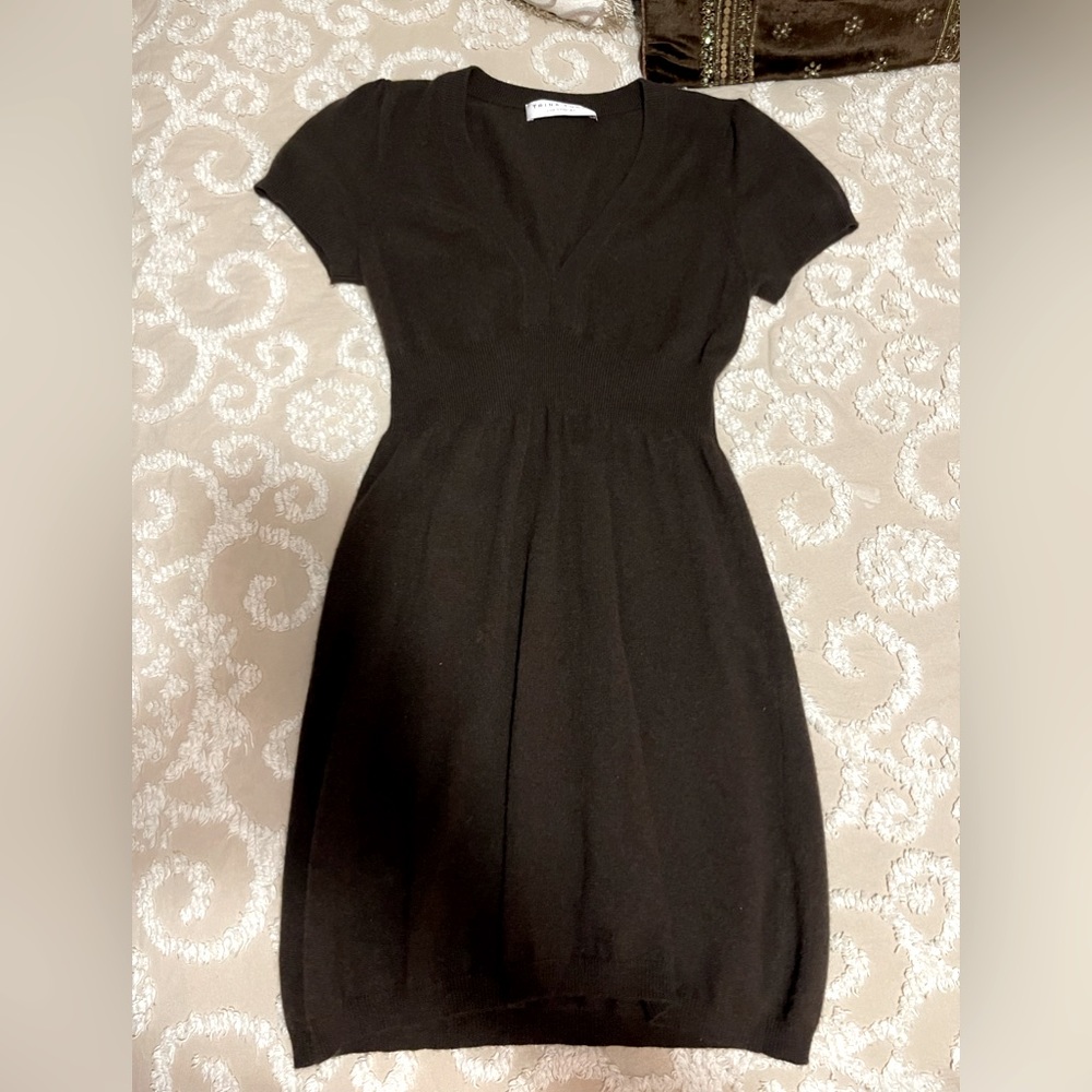 Beautiful Trina Turk Cashmere dress